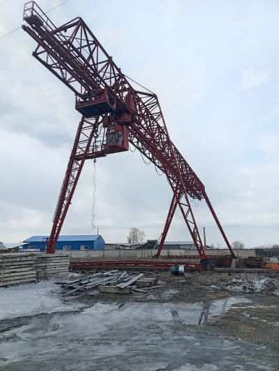 Лот: 22024449. Фото: 1. Кран козловой. Промышленное