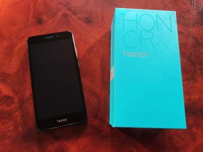 Лот: 15884377. Фото: 1. Смартфон Huawei Honor 5C 16Гб... Смартфоны