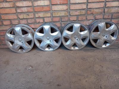 Лот: 18949434. Фото: 1. Литые диски Renault R15. Диски
