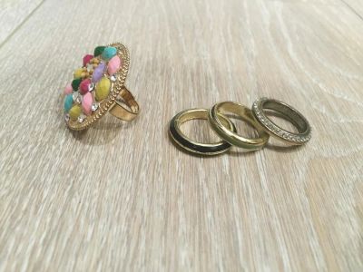 Лот: 9438415. Фото: 1. 7 колец Accessoirize. Кольца, перстни
