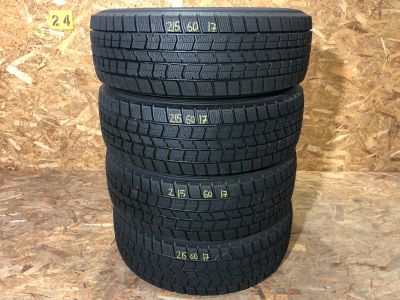 Лот: 25440002. Фото: 1. 215/60 R17 GoodYear Ice Navi 7... Шины