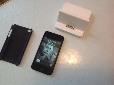 Лот: 4598651. Фото: 1. Продам ipod touch 4 64gb срочно... Плееры