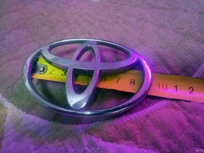 Лот: 18321344. Фото: 1. Шильдик эмблема toyota 1. Детали тюнинга