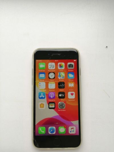 Лот: 16225679. Фото: 1. Iphone 7 128 гб. Смартфоны