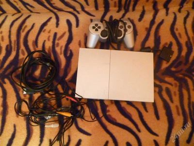 Лот: 1647114. Фото: 1. ps2 slim 90008 без обмена (торг... Игровые приставки, консоли