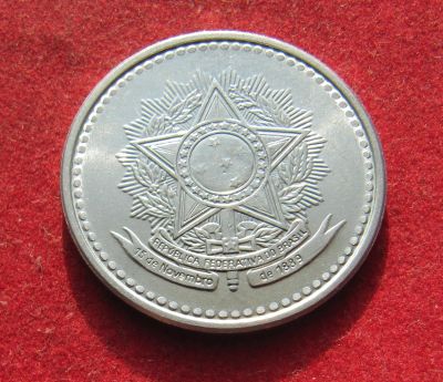Лот: 19973420. Фото: 1. Бразилия 5 сентаво, 1986 г. Америка