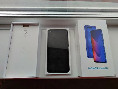 Лот: 19316404. Фото: 1. Смартфон Honor View 20 (не включается... Смартфоны