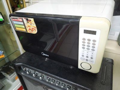 Лот: 10656096. Фото: 1. Микроволновая печь Midea (Е4788... Микроволновки, мини-печи