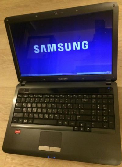 Лот: 6015540. Фото: 1. четырехядерный 15,6" LED ноутбук... Ноутбуки