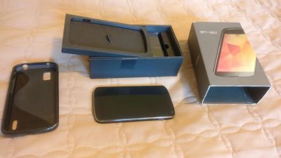 Лот: 9966728. Фото: 1. LG Nexus 4 16 Gb в идеальном состоянии. Смартфоны