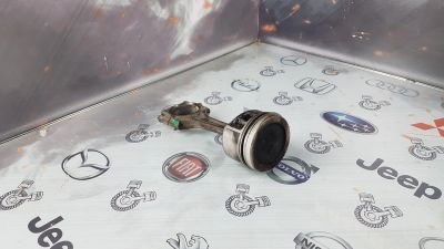 Лот: 23589883. Фото: 1. Шатун Skoda Oktavia AEH 050107065... Двигатель и элементы двигателя