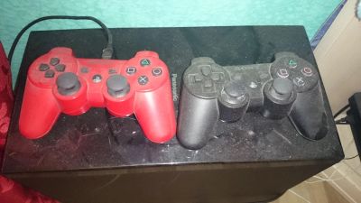 Лот: 4197422. Фото: 1. Sony ps3 2 джойстика, игры! срочно. Запчасти для игровых приставок, консолей