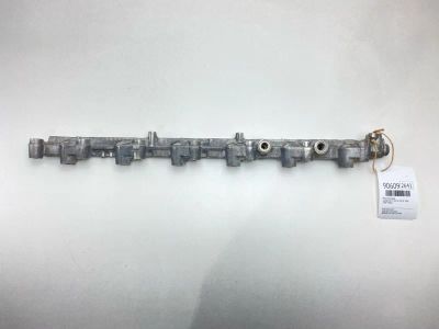 Лот: 23454892. Фото: 1. Рейка топливная Toyota Mark Ii... Топливная система