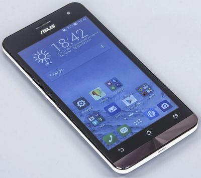Лот: 5297346. Фото: 1. Asus Zenfone 5 Новый Белый 1gb-8gb. Смартфоны