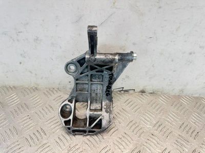Лот: 25378023. Фото: 1. кронштейн генератора Volkswagen... Двигатель и элементы двигателя