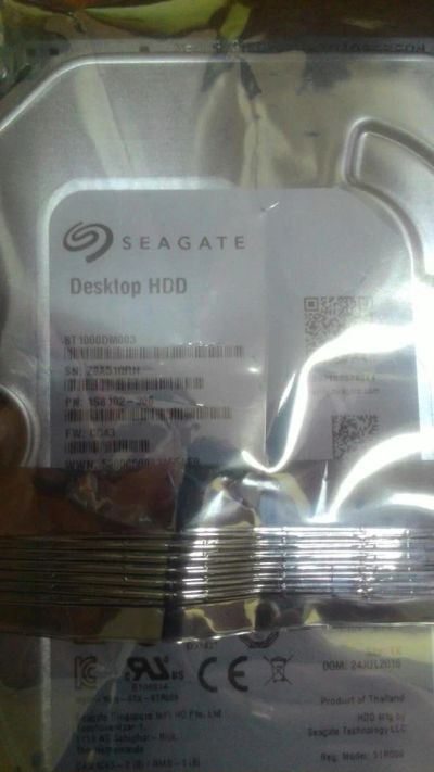 Лот: 8853048. Фото: 1. Жесткий диск Seagate 1TB. Жёсткие диски (HDD)