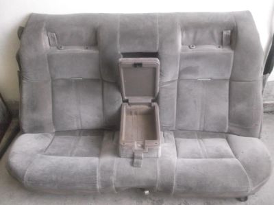 Лот: 6963778. Фото: 1. Сиденье заднее Toyota Crown GS-131. Салон