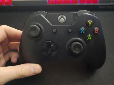 Лот: 21509157. Фото: 1. Геймпад Microsoft Xbox Controller. Аксессуары для игровых приставок, консолей, геймпады
