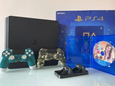 Лот: 24778869. Фото: 1. PS 4 slim 1 tb 2208B рст + 2 геймпада... Игровые приставки, консоли