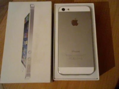Лот: 10057579. Фото: 1. iPhone 5 32gb. Смартфоны