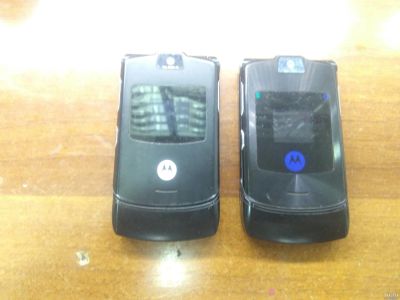 Лот: 16044873. Фото: 1. Motorola razr V3. Кнопочные мобильные телефоны