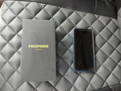 Лот: 17795396. Фото: 1. Xiaomi Pocophone F1. Смартфоны