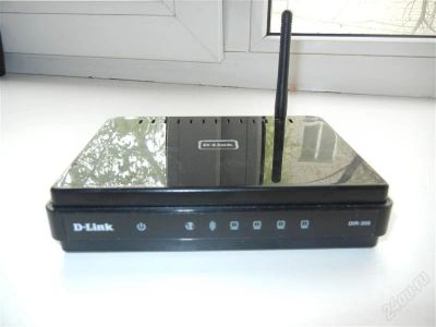 Лот: 2831419. Фото: 1. D-link dir-300. WiFi, Bluetooth адаптеры