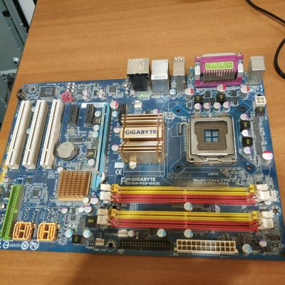 Лот: 16225257. Фото: 1. Gigabyte ga-p35-ds3l. Материнские платы