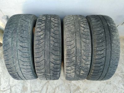 Лот: 17737003. Фото: 1. Зимние шины r15 185/65. Шины