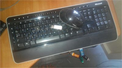 Лот: 7767232. Фото: 1. Беспроводной комплект Microsoft... Клавиатуры и мыши