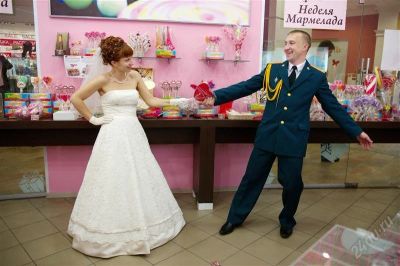 Лот: 1304493. Фото: 1. Английское свадебное платье в... Другое (свадебная мода)