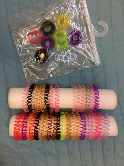 Лот: 4930995. Фото: 1. Резинки invisibobble мини. 46... Заколки, вееры, расчёски
