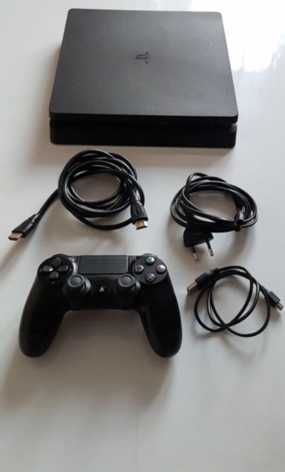 Лот: 12639211. Фото: 1. Playstation 4 Slim 500 GB. Консоли