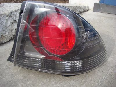 Лот: 642698. Фото: 1. Фонарь задний Toyota Altezza правый... Оптика и освещение