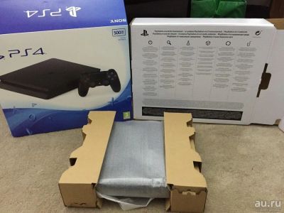 Лот: 9403842. Фото: 1. продам PS4 Slim + 2 джойстика... Игровые приставки, консоли