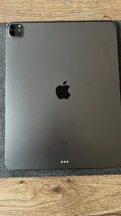 Лот: 19424906. Фото: 1. Apple iPad Pro 12.9" (2020) 128Gb... Планшеты