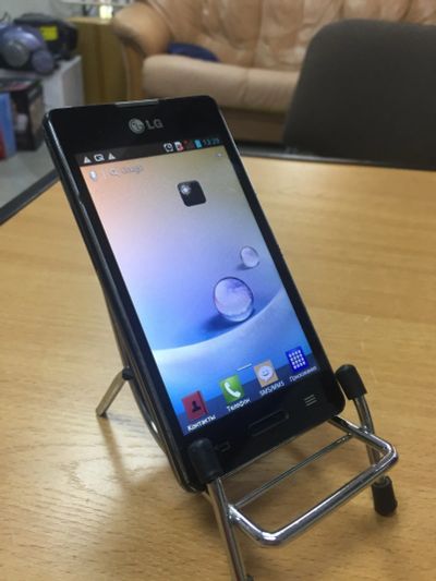 Лот: 13900302. Фото: 1. Смартфон LG Optimus L5 II E450. Смартфоны