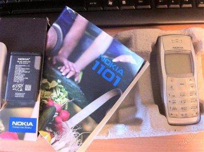 Лот: 2883776. Фото: 1. Нокиа 1101 идеал! он же Nokia... Кнопочные мобильные телефоны