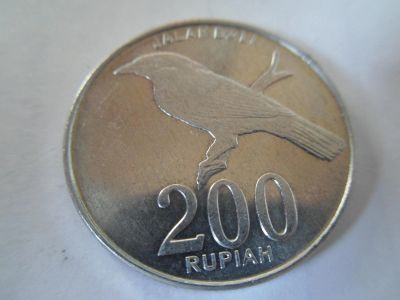 Лот: 5327449. Фото: 1. Индонезия 200 рупий, 2003. Азия