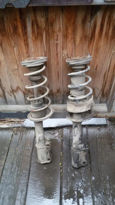Лот: 9704262. Фото: 1. стойки задние, toyota corona бочка... Ходовая, подвеска, рулевое управление