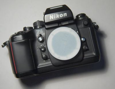 Лот: 25440168. Фото: 1. Nikon F4. Плёночные зеркальные