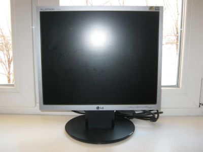 Лот: 3536182. Фото: 1. монитор LG Flatron L1750S (см... ЖК-мониторы