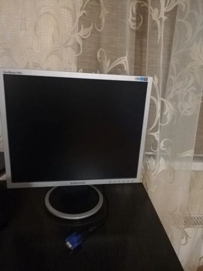 Лот: 16934416. Фото: 1. Монитор Samsung SyncMaster 940N. ЖК-мониторы