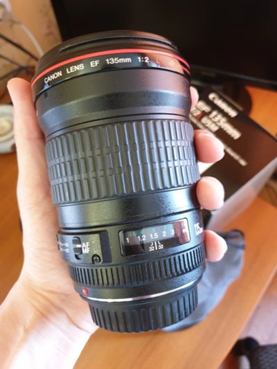 Лот: 14293095. Фото: 1. Объектив Canon EF 135mm f/2 L... Объективы