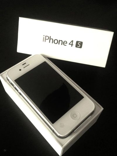 Лот: 2709358. Фото: 1. iPhone 4S white.16Gb. Смартфоны