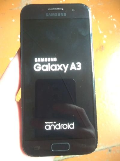 Лот: 25819865. Фото: 1. Samsung galaxy A3. Смартфоны