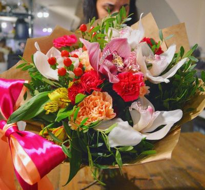 Лот: 7265708. Фото: 1. Сборный букет. Цветы на Щорса... Свежие цветы