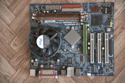 Лот: 6433737. Фото: 1. Gigabyte GA-8I865 GME-775-RH... Материнские платы