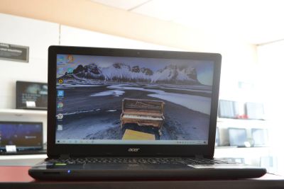 Лот: 15840764. Фото: 1. Acer E5-511G (15.6"/Intel Celeron... Ноутбуки