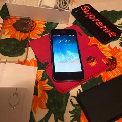 Лот: 12019716. Фото: 1. iPhone 5s 16gb продажа/обмен. Смартфоны